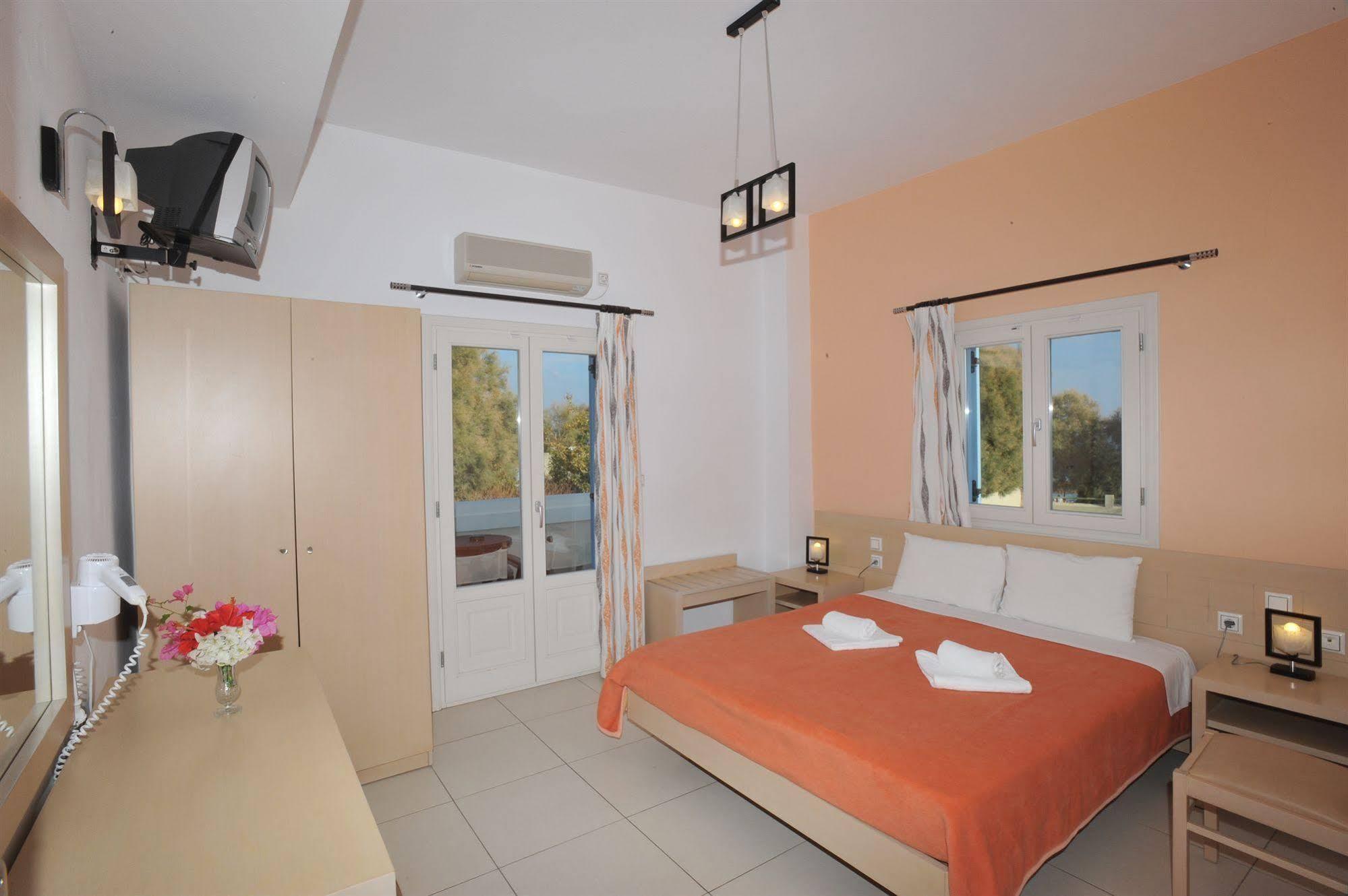 Stelios Place Perissa  Exterior foto